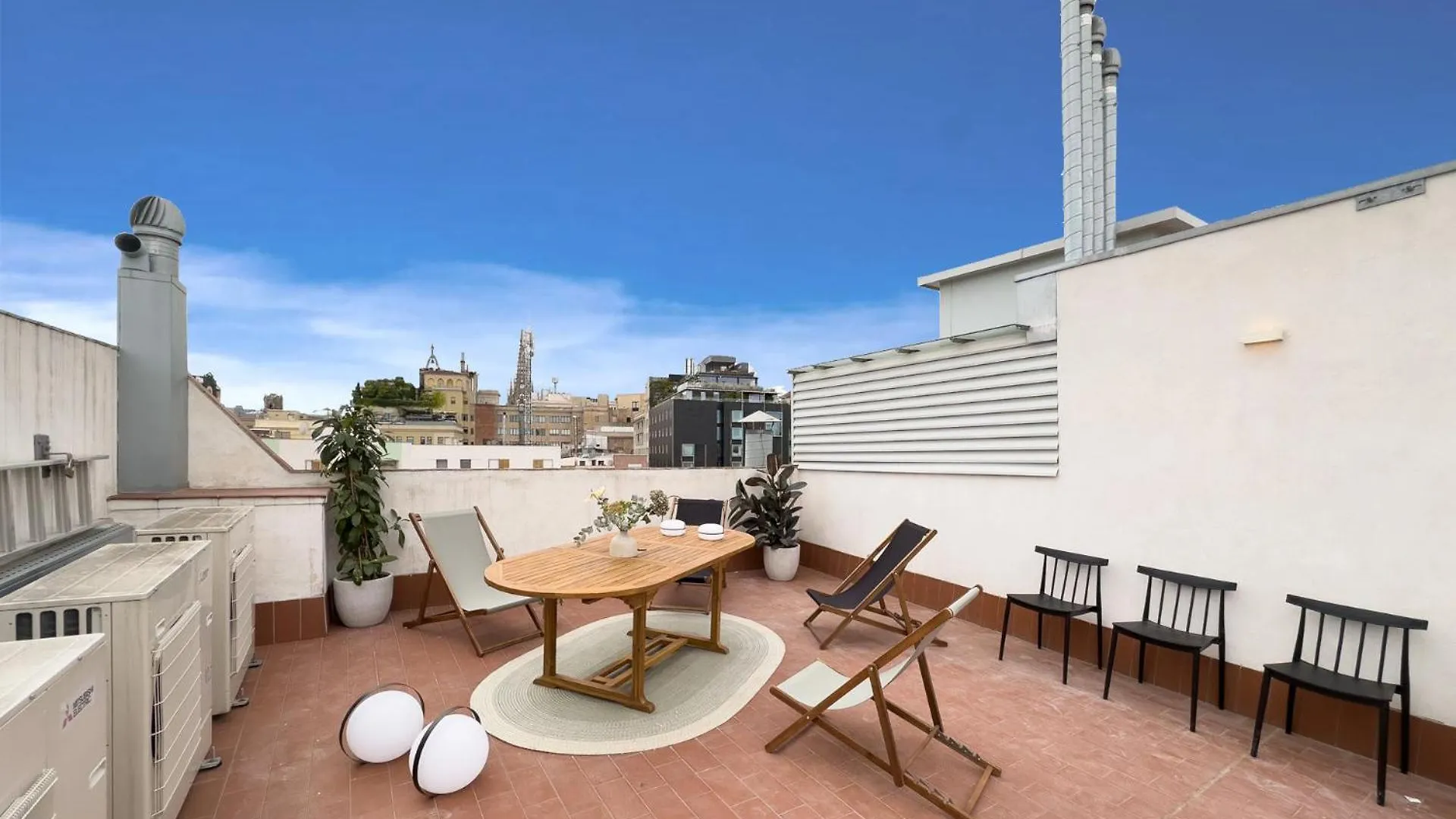 Oasis Apartments & Studios Old Town Center Barcelona
