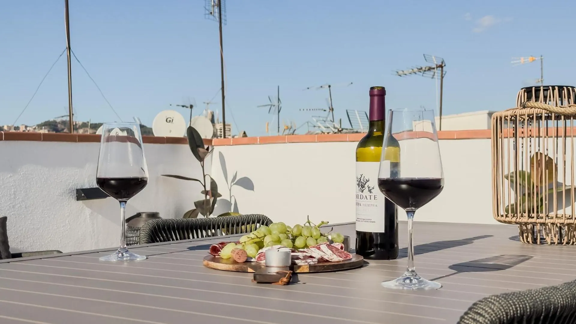 Oasis Apartments & Studios Old Town Center Barcelona