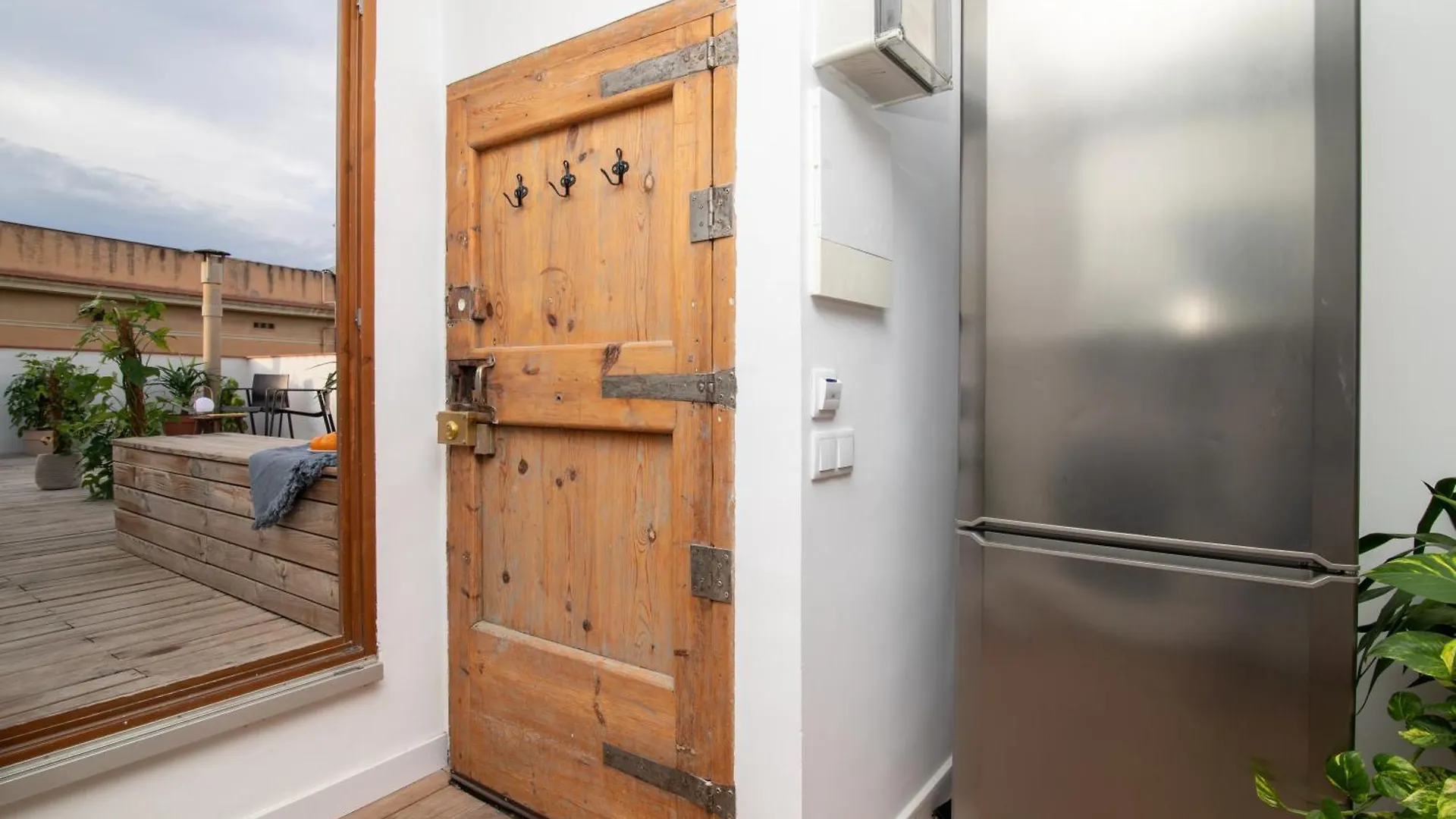 Oasis Apartments & Studios Old Town Center Barcelona Spain