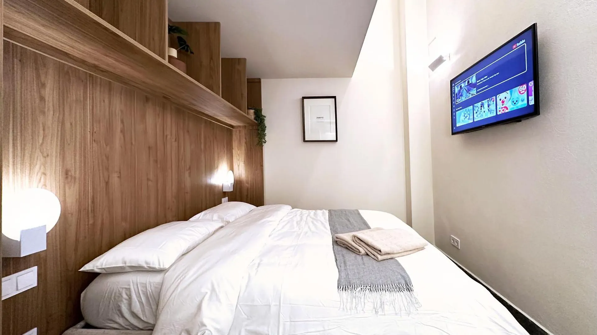 Oasis Apartments & Studios Old Town Center Barcelona