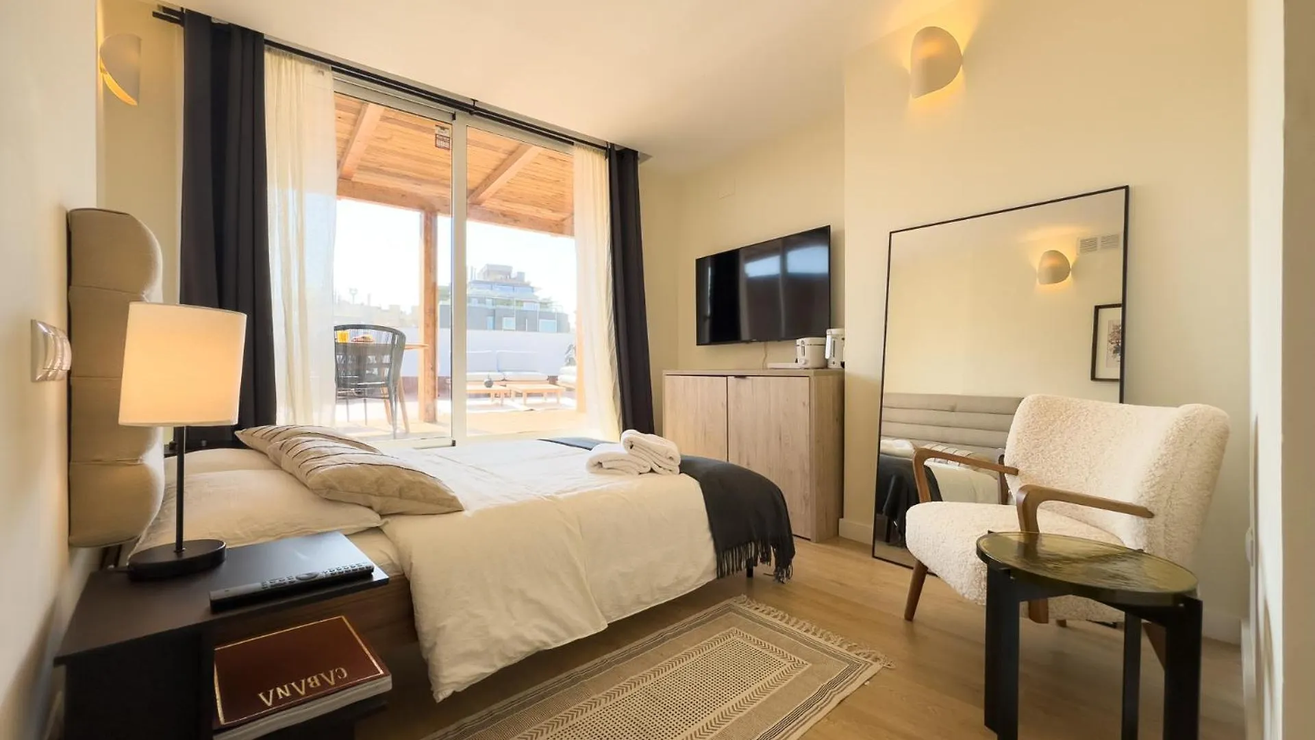 Oasis Apartments & Studios Old Town Center Barcelona