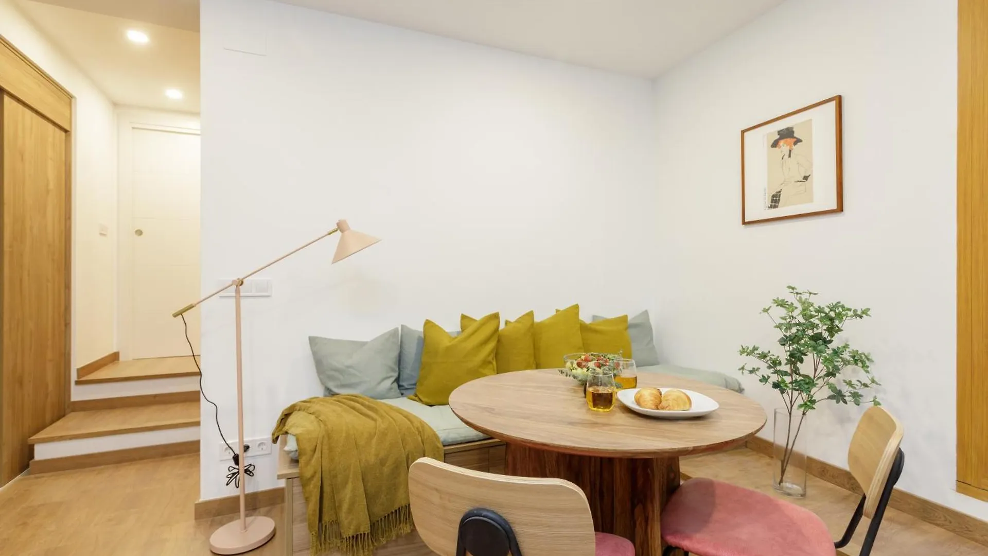 Oasis Apartments & Studios Old Town Center Barcelona