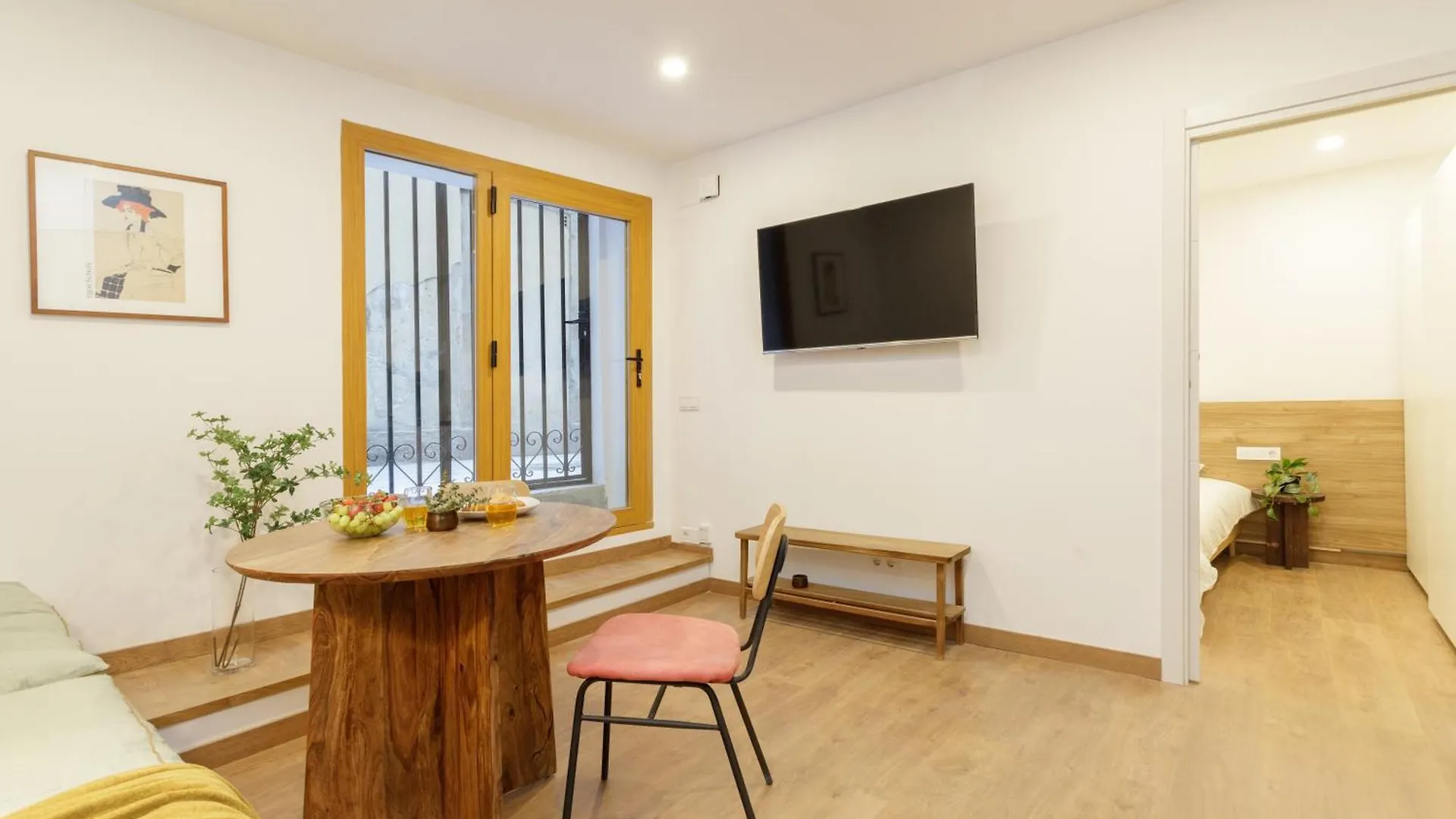 Oasis Apartments & Studios Old Town Center Barcelona