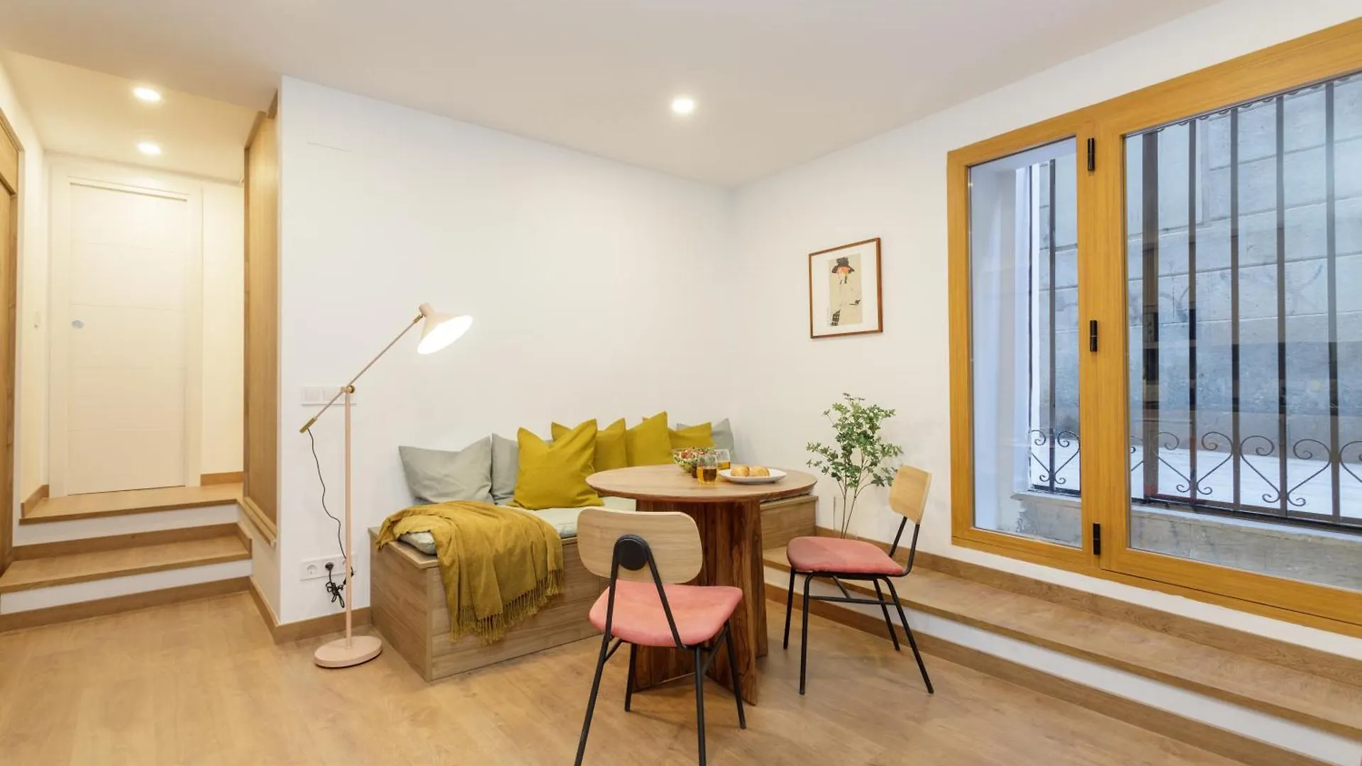 Oasis Apartments & Studios Old Town Center Barcelona